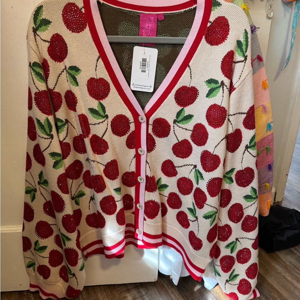 Queen of Sparkles - Pale pink cherry cardigan